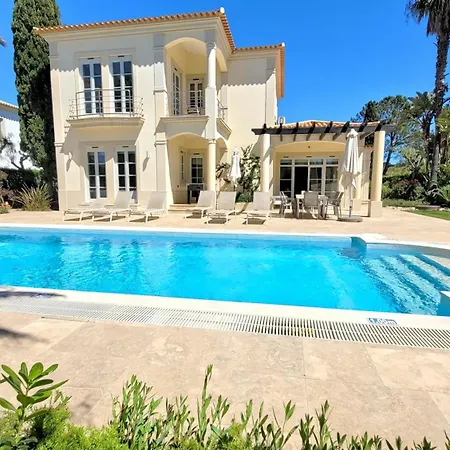 4 Bed 4 Baths Optional Heated Pool Close To Amenities * Quarteira